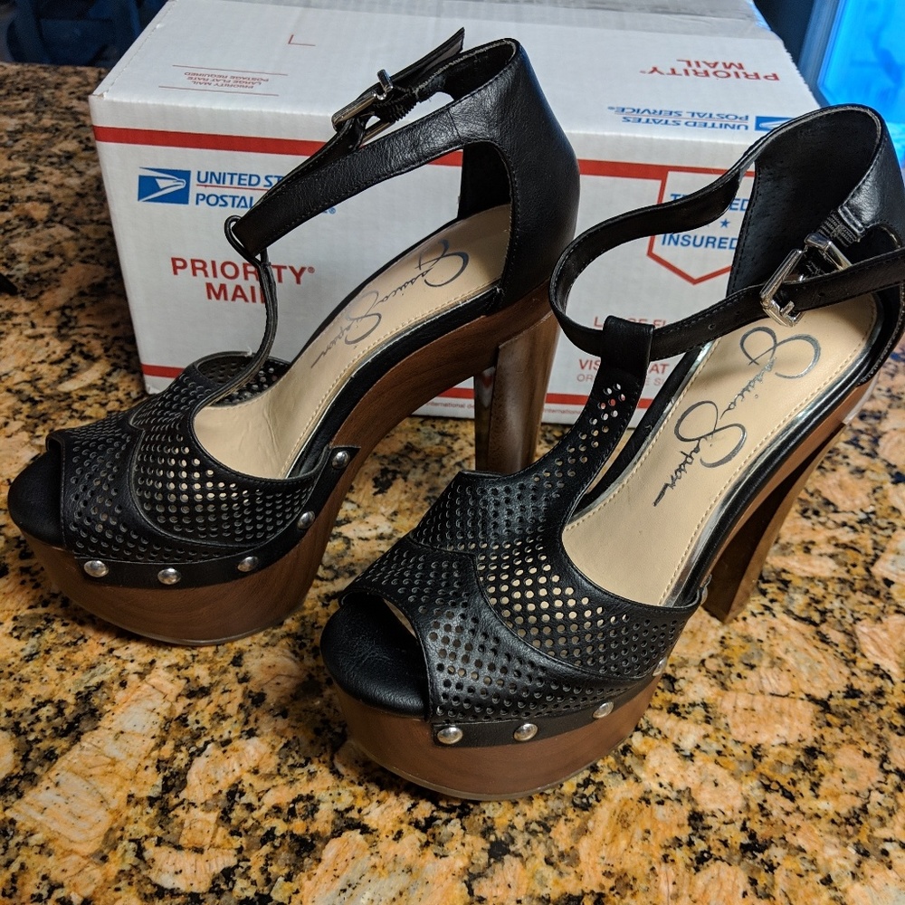 Jessica Simpson platform heels
